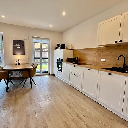Apartament Hoogen Huus *